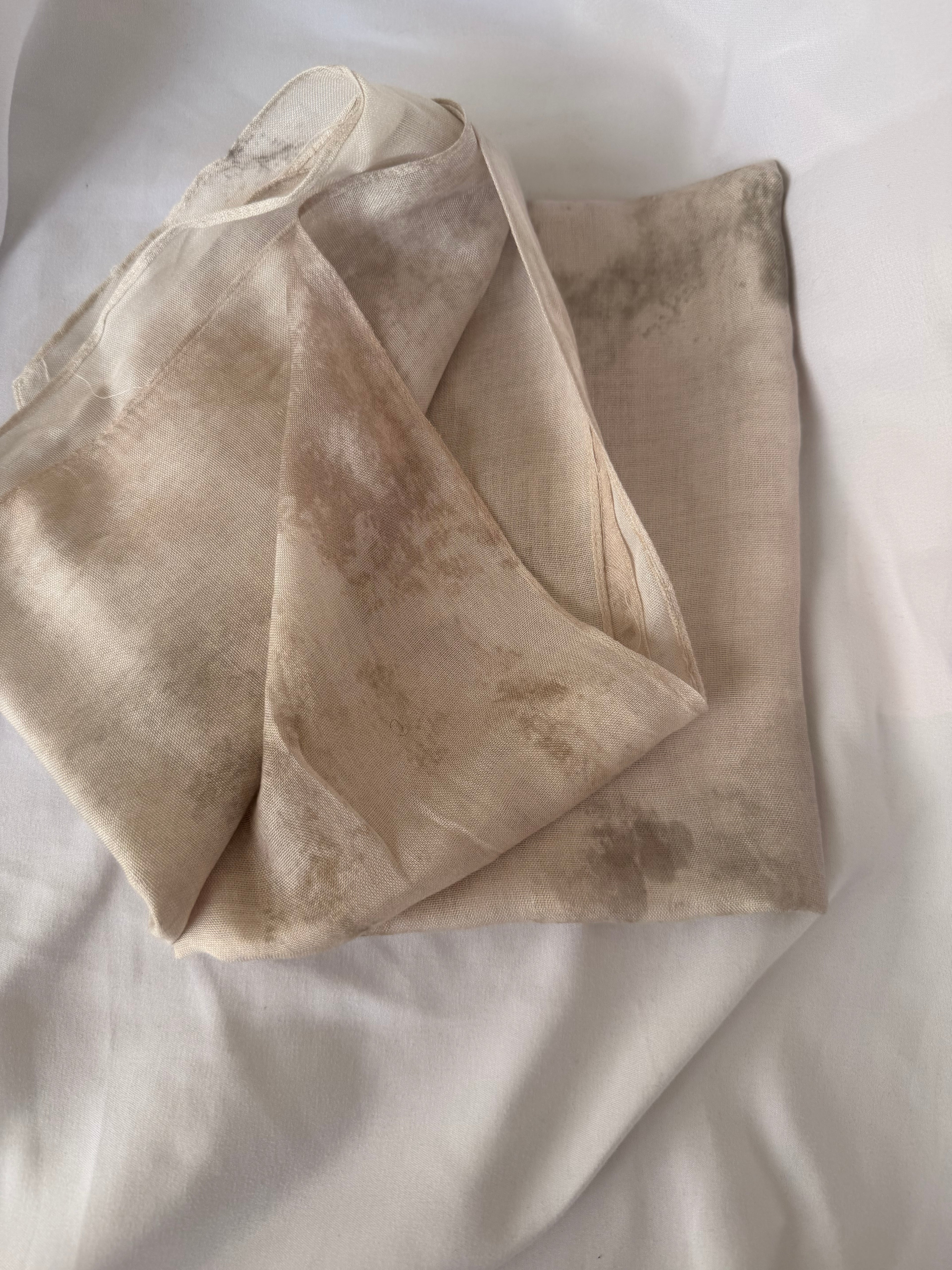 Frosted Pearl (PRELOVED)